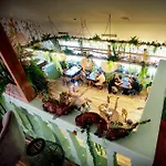 Albergue Zaragoza Camping Hostal *