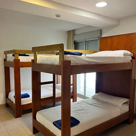 Albergue Zaragoza Camping ホステル *