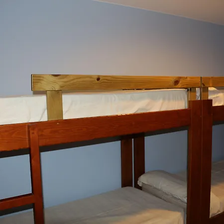 Hostel Albergue Zaragoza Camping Zaragoza