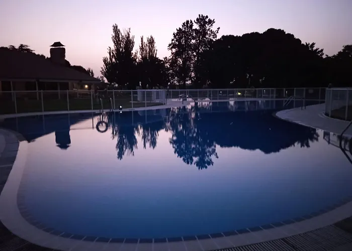 Albergue Zaragoza Camping Hostel