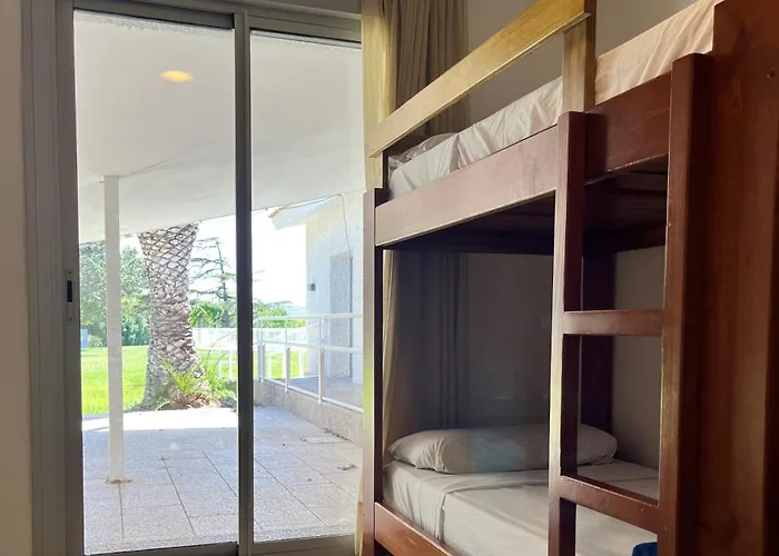 Albergue Zaragoza Camping *