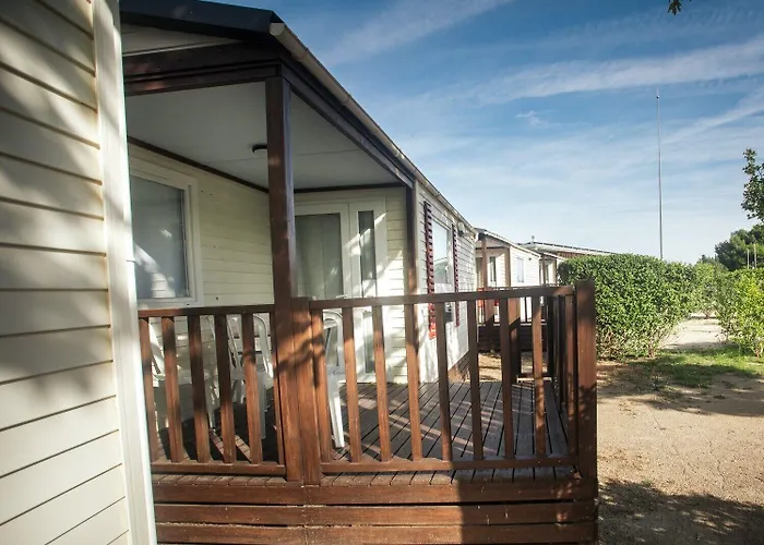 Albergue Zaragoza Camping *