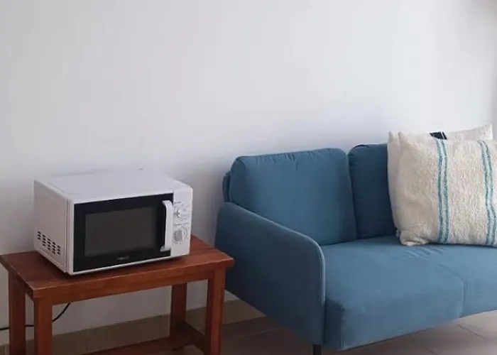 Albergue Zaragoza Camping Hostel *